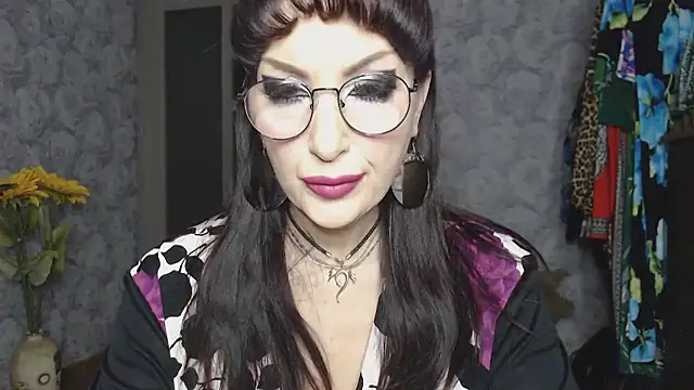 Aziza1 online show from 3, 2, 2026