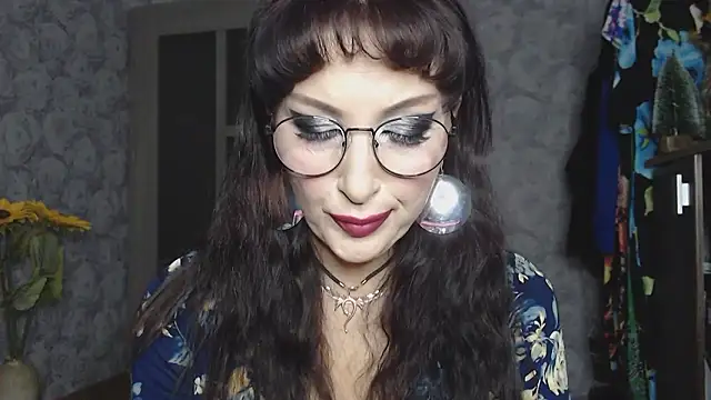 Aziza1 online show from 29, 9, 2025