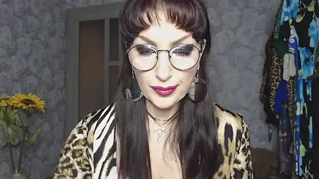 Aziza1 online show from 4, 3, 2026