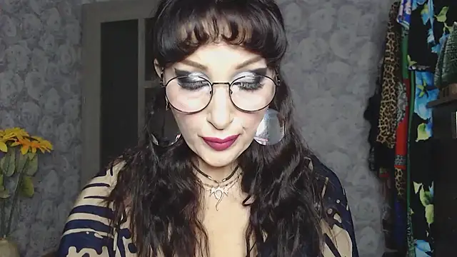 Aziza1 online show from 8, 10, 2025