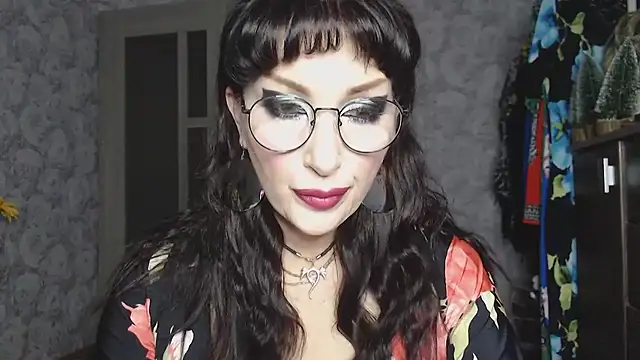 Aziza1 online show from 27, 11, 2025