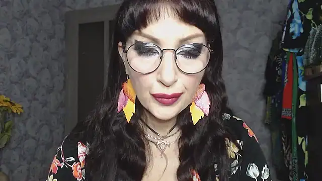 Aziza1 online show from 21, 11, 2025