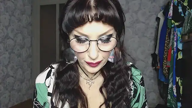 Aziza1 online show from 19, 12, 2025