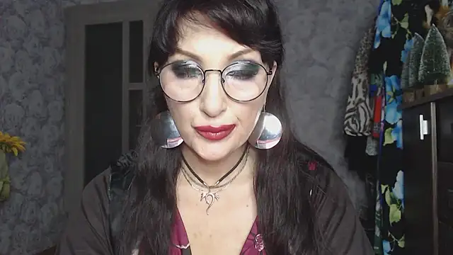 Aziza1 online show from 10, 11, 2025