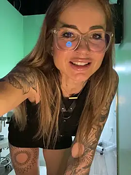 Etwas neugierig online show from 16, 2, 2026