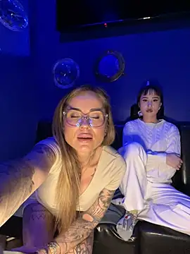 Etwas neugierig online show from 5, 2, 2026