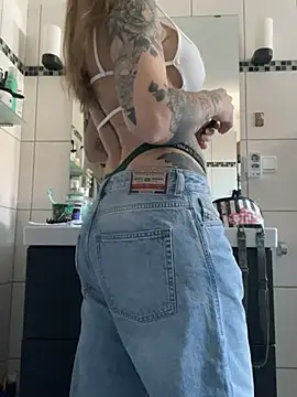 Etwas neugierig online show from 8, 4, 2026