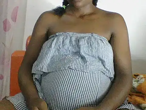 Hamie sexy online show from 2, 3, 2025