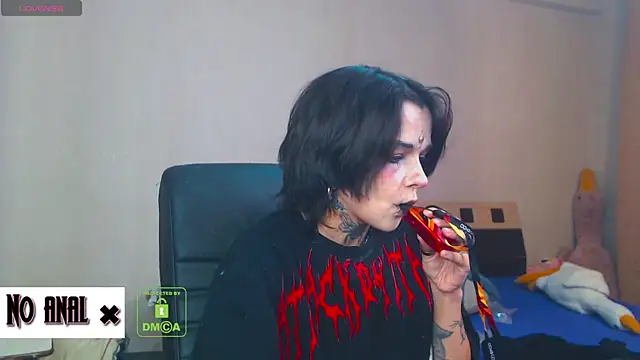 Snapshot of Dark__Elf chatting on 14, 10, 2025 Dark Elf online show from 14, 10, 2025