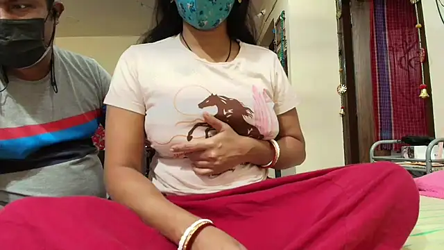 Elina Raj online show from 22, 2, 2026