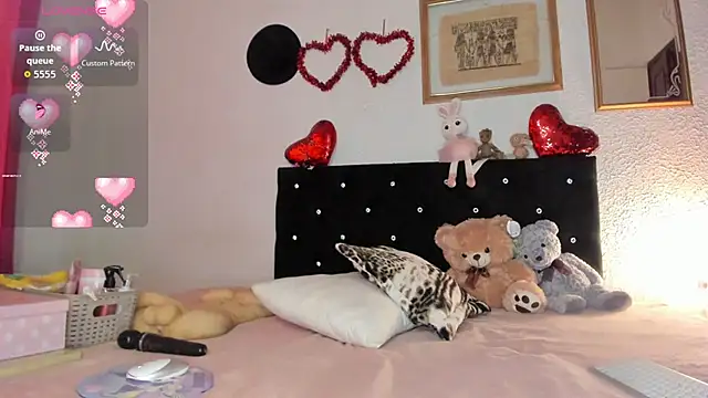 Snapshot of Silver_Lovee chatting on 26, 11, 2025 Silver Lovee online show from 26, 11, 2025