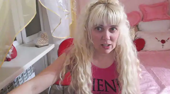 Snapshot of SunnySylvia chatting on 21, 2, 2025 SunnySylvia online show from 21, 2, 2025