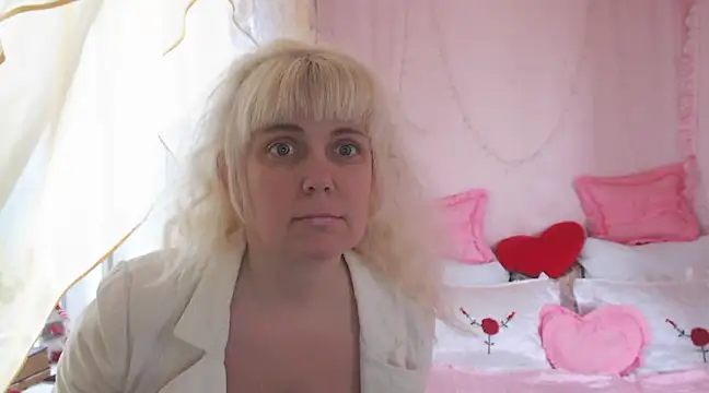 Snapshot of SunnySylvia chatting on 23, 2, 2025 SunnySylvia online show from 23, 2, 2025