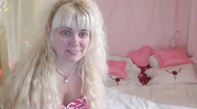 Snapshot of SunnySylvia chatting on 27, 12, 2024 SunnySylvia online show from 27, 12, 2024