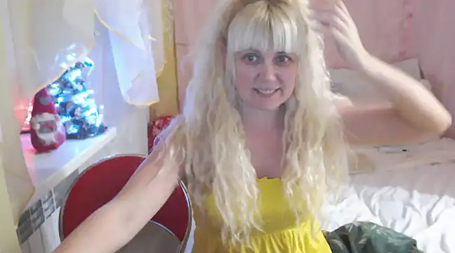 Snapshot of SunnySylvia chatting on 25, 12, 2024 SunnySylvia online show from 25, 12, 2024