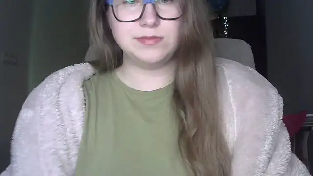 Snapshot of SeasonalSomeone chatting on 1, 5, 2026 SeasonalSomeone online show from 1, 5, 2026