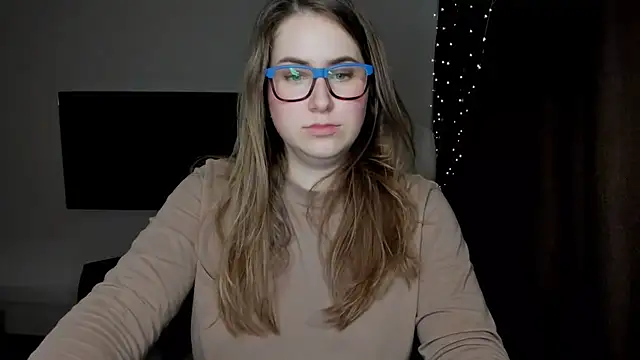 SeasonalSomeone online show from 1, 11, 2025