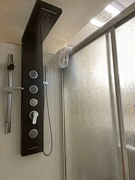 horneydreamer online show from 24, 4, 2026