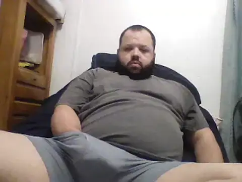 Strongbutgentle36 online show from 6, 3, 2025