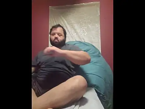 Strongbutgentle36 online show from 17, 12, 2025