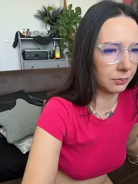 Trixie-Tainted online show from 2, 6, 2026