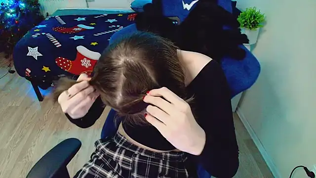 CranberryHot online show from 9, 2, 2026