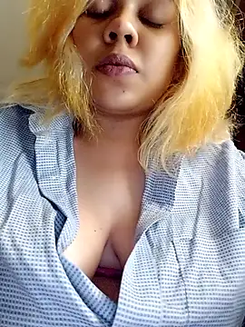 Nainagupta7890 online show from 26, 11, 2025