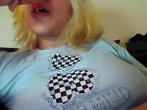 Nainagupta7890 online show from 2, 11, 2025