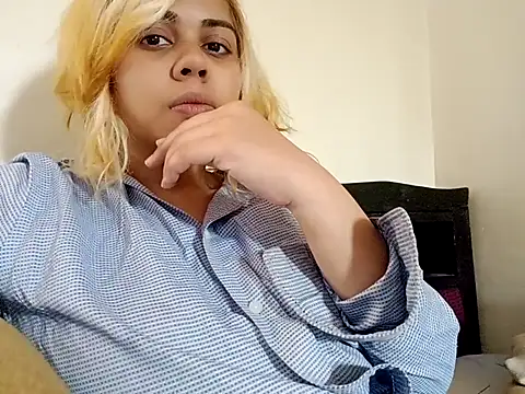 Nainagupta7890 online show from 9, 11, 2025