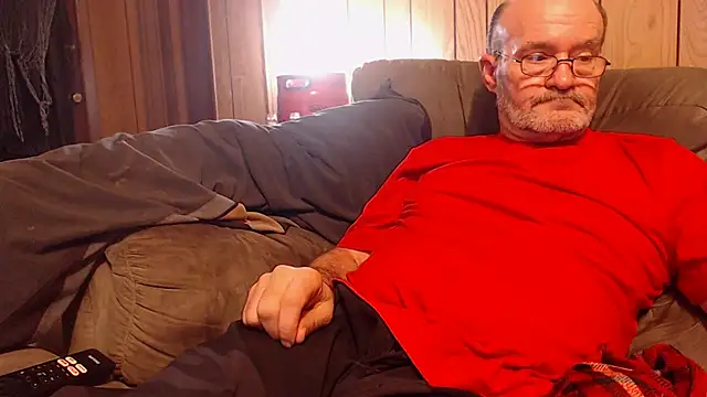 Snapshot of snickers1 chatting on 3, 7, 2026 snickers1 online show from 3, 7, 2026