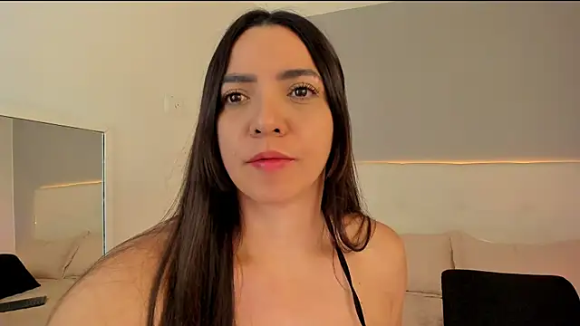 NataliaBuiles online show from 27, 5, 2026