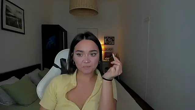 Tiffany Flynn online show from 13, 12, 2024