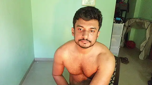 Snapshot of daringcutie chatting on 17, 5, 2026 daringcutie online show from 17, 5, 2026