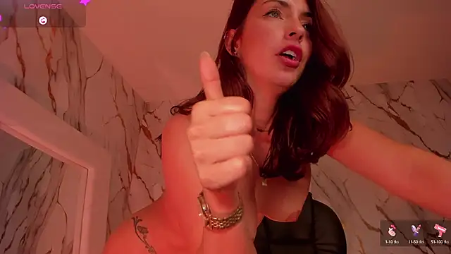 DannieSmith1 online show from 11, 3, 2025