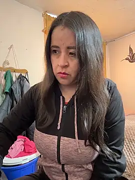 latinfemale online show from 19, 12, 2025