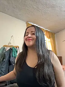 latinfemale online show from 16, 12, 2025