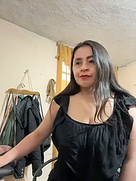 latinfemale online show from 11, 7, 2026
