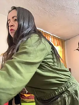 latinfemale online show from 17, 7, 2026