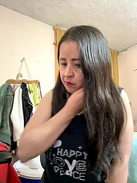 latinfemale online show from 30, 11, 2025