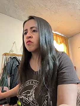 latinfemale online show from 24, 6, 2026