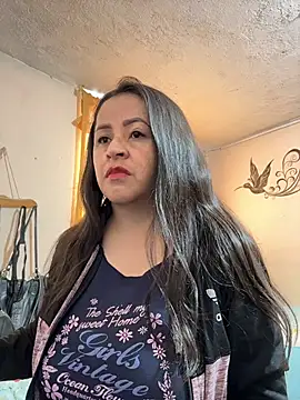 latinfemale online show from 5, 2, 2026