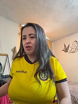 latinfemale online show from 30, 6, 2026