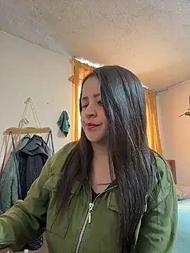 latinfemale online show from 21, 4, 2026