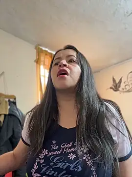 latinfemale online show from 7, 4, 2026