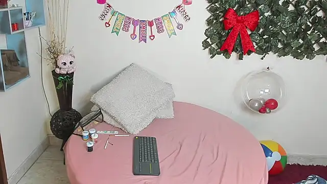 DestinyHills online show from 18, 4, 2026