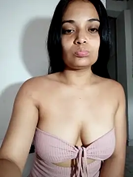  Estrellita  online show from 6, 2, 2026