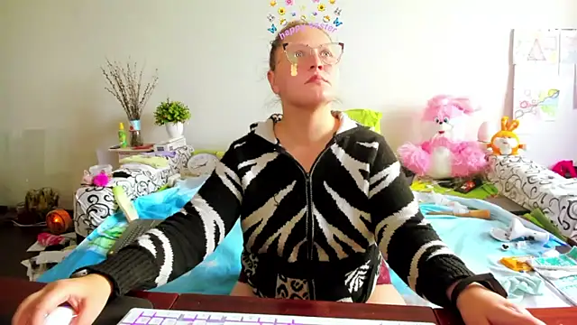 IamYourNarcotic online show from 2, 4, 2026