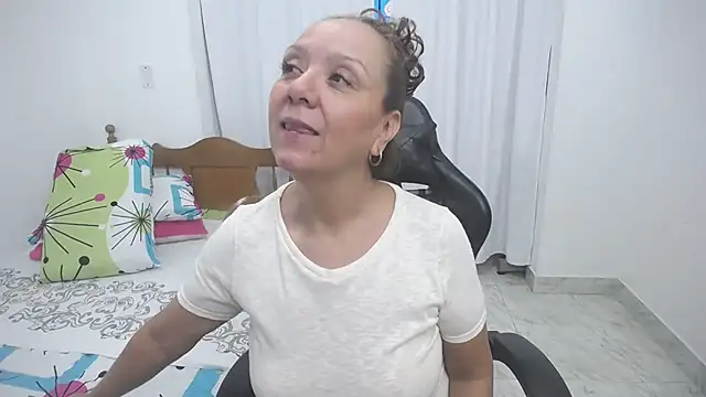 yeslluisa online show from 15, 11, 2025