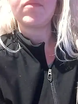 Mllesha74000 online show from 14, 1, 2026