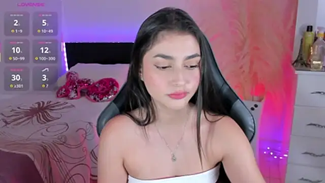 esmeralda colllins online show from 18, 12, 2025